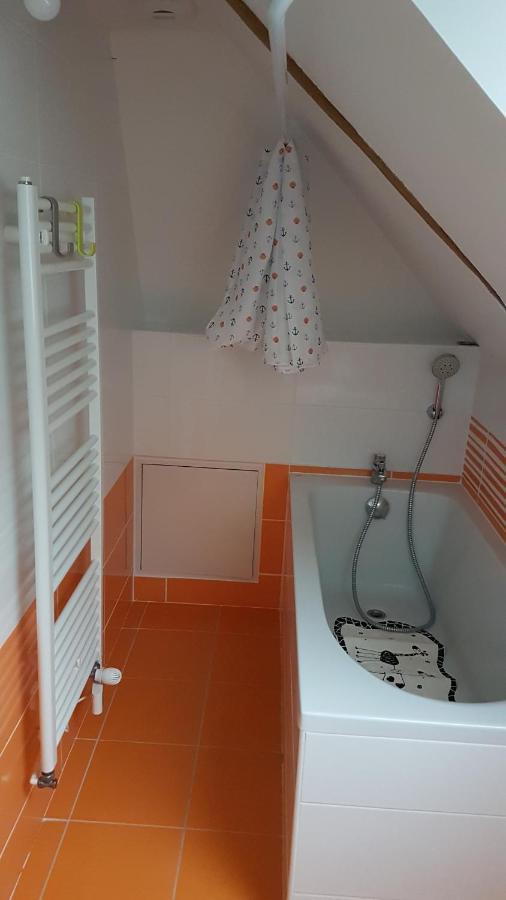 Bed and Breakfast Maison Bethanie Russy Екстер'єр фото